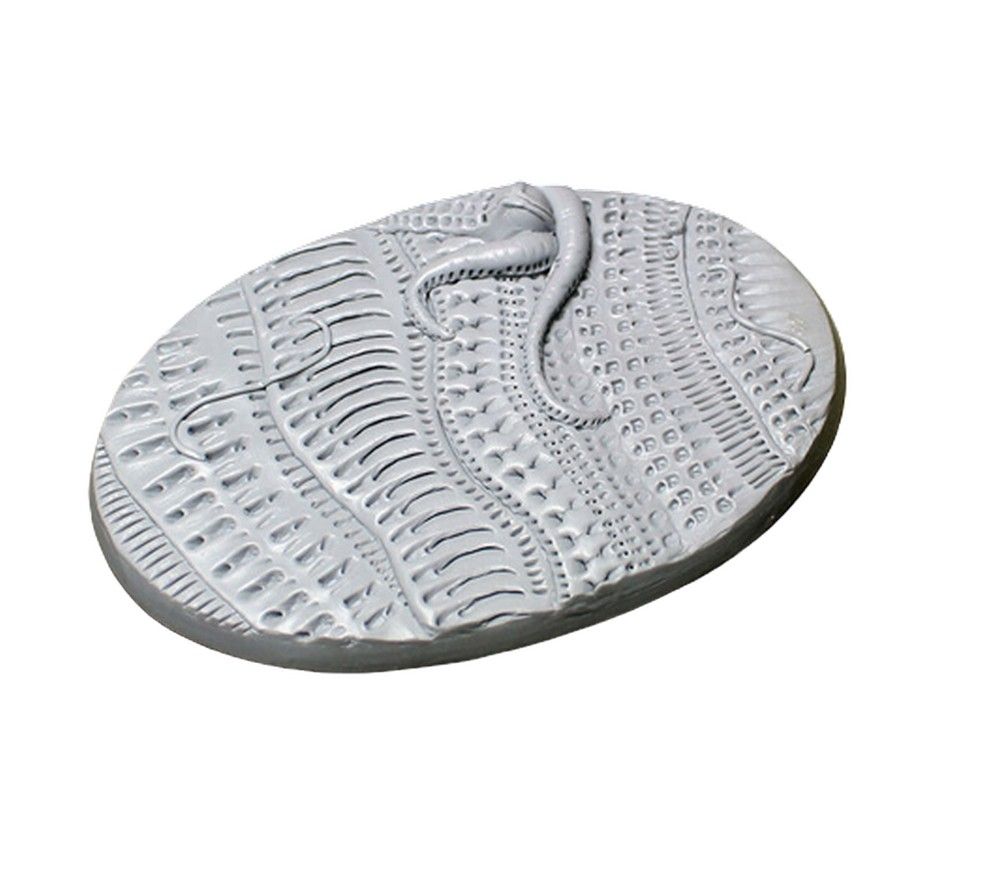 Beveled Edge: 105x70mm Alien Invasion